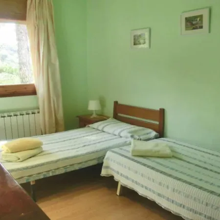 In Girona 4 Bedrooms 0310